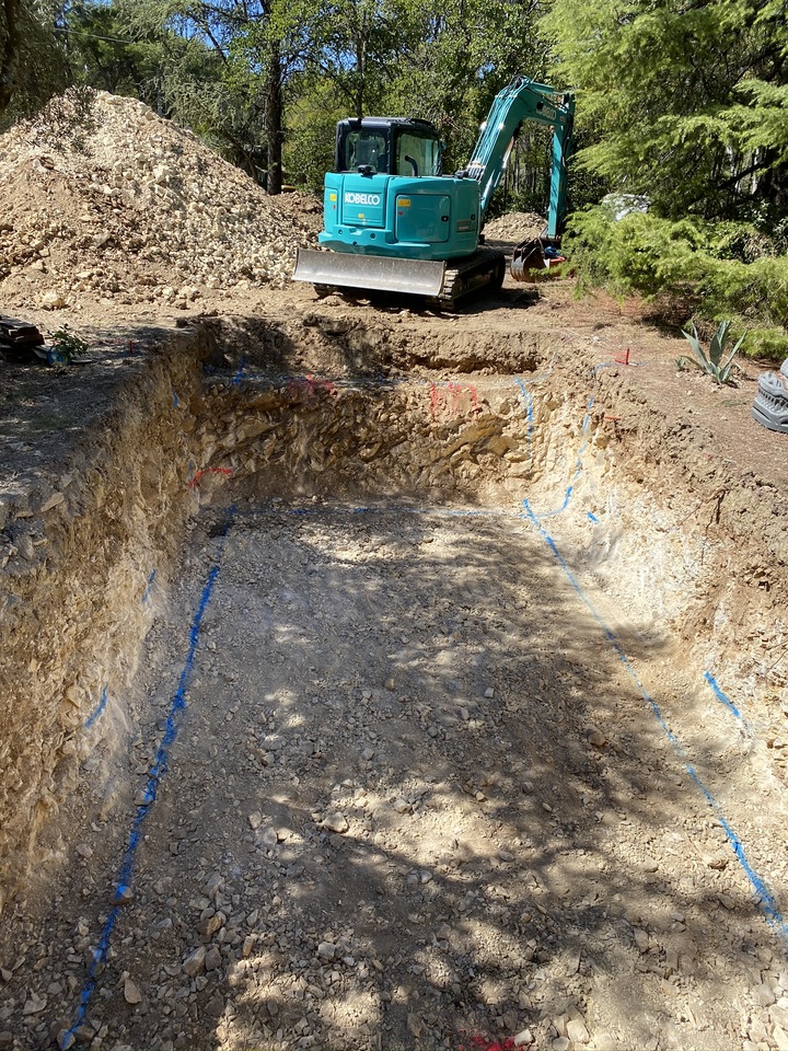 IMG_1654 (1) Travaux de terrassement à Nîmes